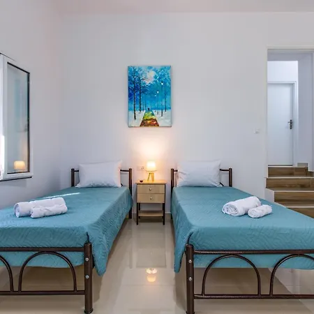 Holiday home Pearl By The Sea *